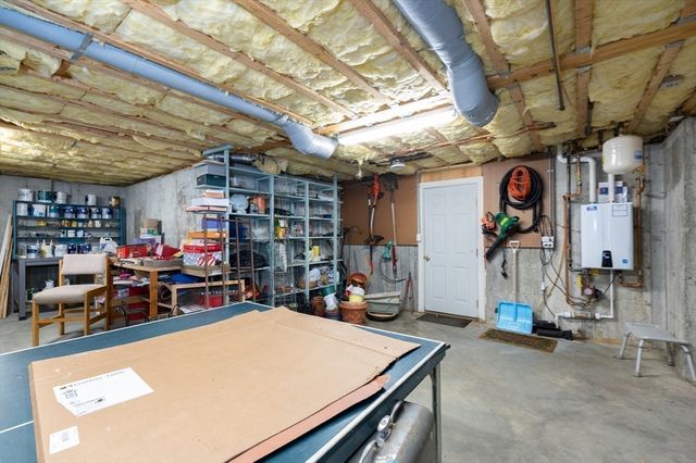 12 Wallis Dr 12, Wenham, MA 01984