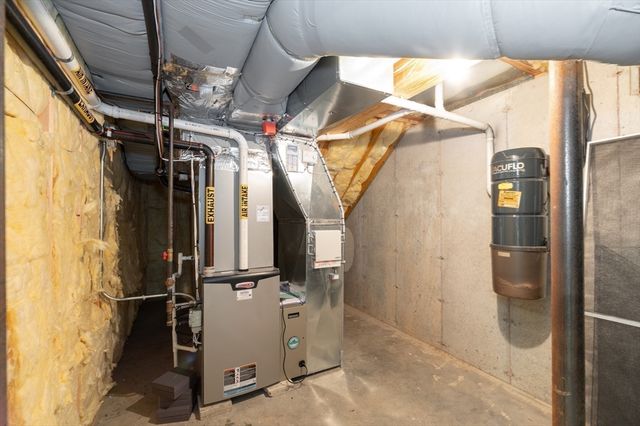 12 Wallis Dr 12, Wenham, MA 01984