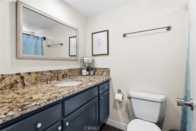 22914 Banyan Pl 201, Saugus, CA 91390