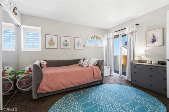 22914 Banyan Pl 201, Saugus, CA 91390