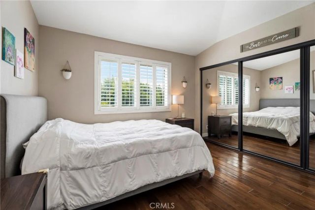 22914 Banyan Pl 201, Saugus, CA 91390