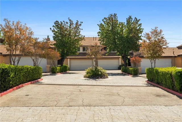 22914 Banyan Pl 201, Saugus, CA 91390