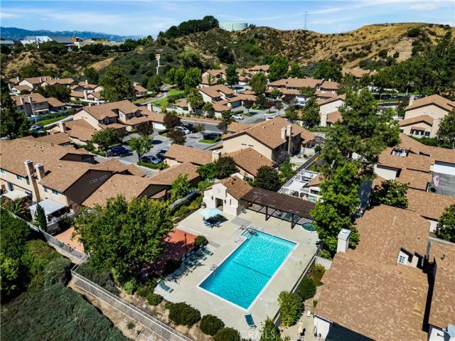 22914 Banyan Pl 201, Saugus, CA 91390