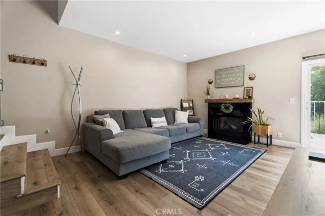 22914 Banyan Pl 201, Saugus, CA 91390