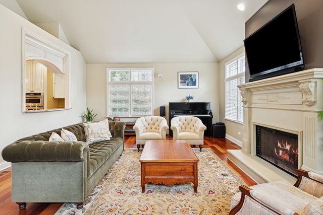 3534 Thornwood Avenue, Wilmette, IL 60091