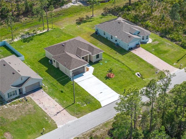 469 Woodman DR, Lehigh Acres, FL 33972