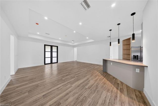 469 Woodman DR, Lehigh Acres, FL 33972