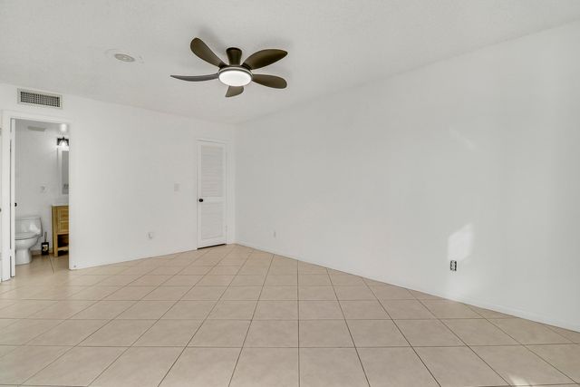 964 NW Spruce Ridge Drive D1, Stuart, FL 34994