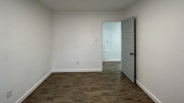 12510 Maple Ridge Road, Oklahoma City, OK 73120