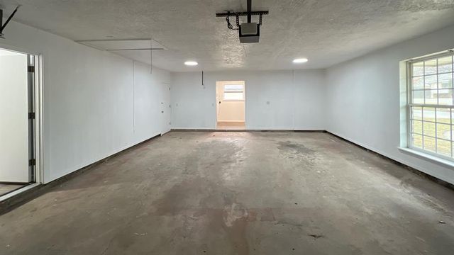 12510 Maple Ridge Road, Oklahoma City, OK 73120