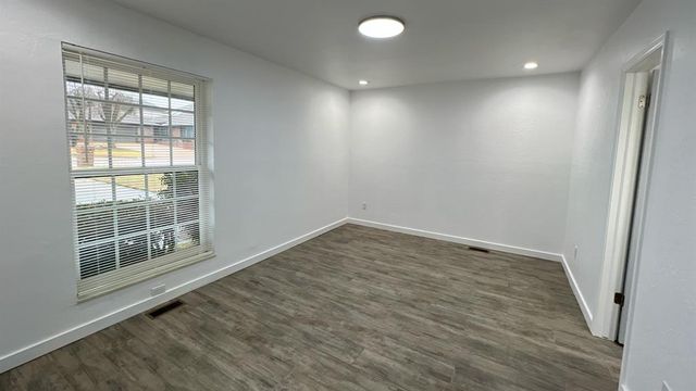 12510 Maple Ridge Road, Oklahoma City, OK 73120
