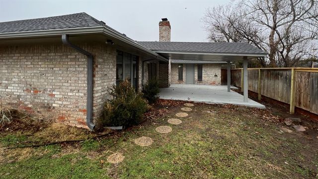 12510 Maple Ridge Road, Oklahoma City, OK 73120