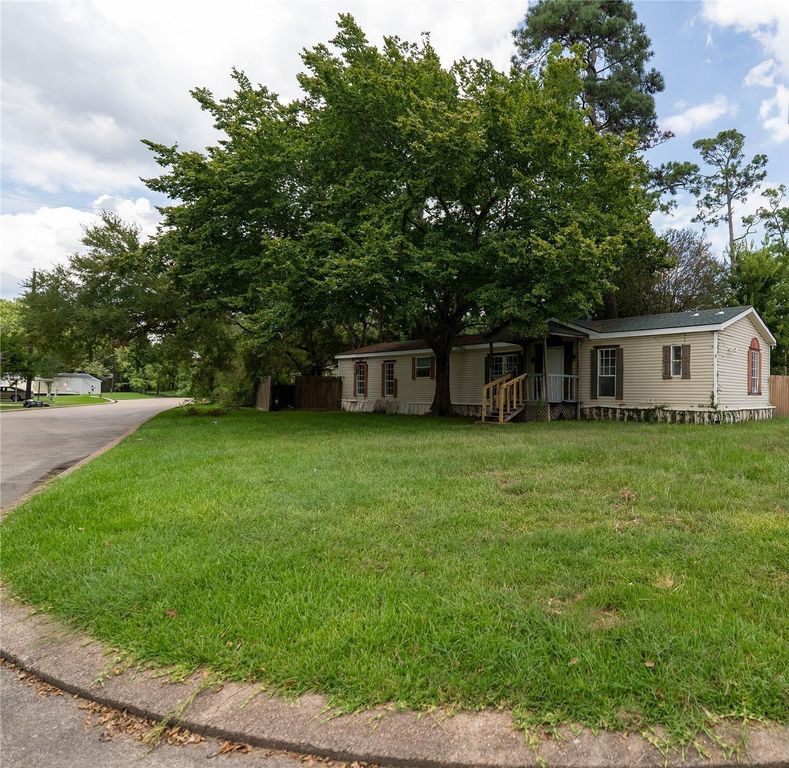 9803 Cedar Branch Drive, Baytown, TX 77521