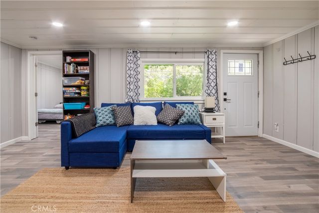23777 Pioneer Camp Road, Crestline, CA 92325