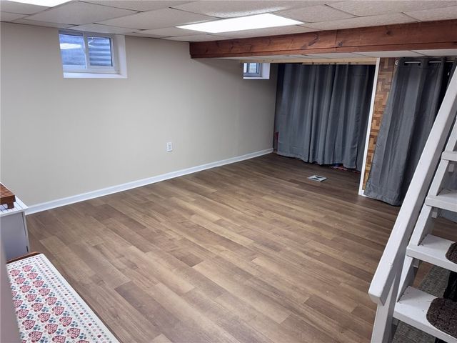 1418 Lakeside Dr, Shaler, PA 15101