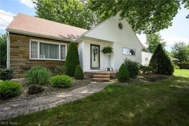 189 36th Street SW, Barberton, OH 44203