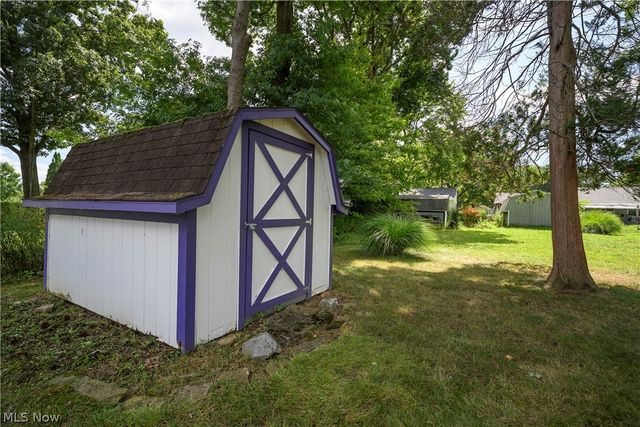 189 36th Street SW, Barberton, OH 44203