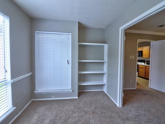 9203 Danforth Way, Houston, TX 77083