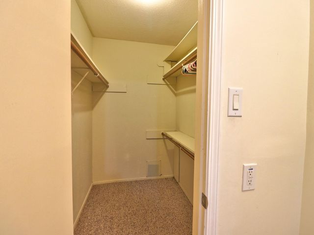 9203 Danforth Way, Houston, TX 77083