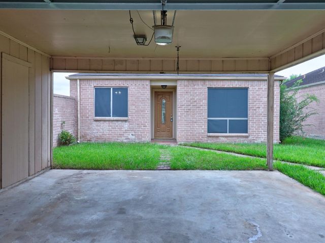 9203 Danforth Way, Houston, TX 77083