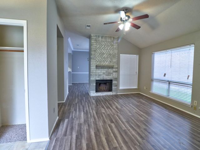 9203 Danforth Way, Houston, TX 77083