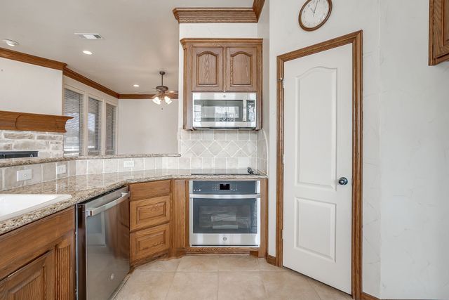 3712 Vista North Drive, Burleson, TX 76028