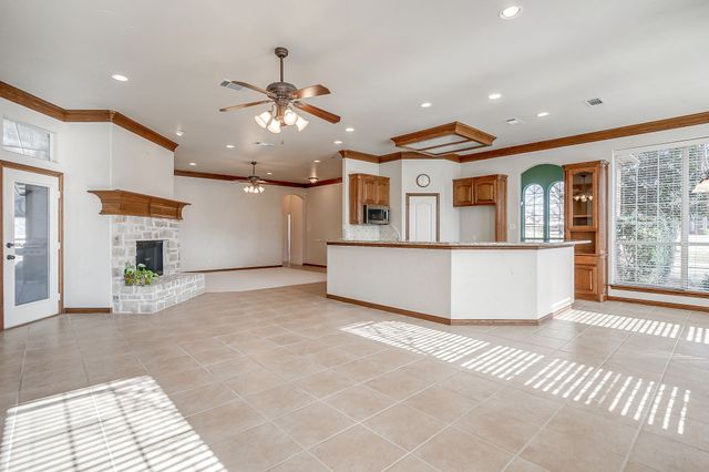 3712 Vista North Drive, Burleson, TX 76028