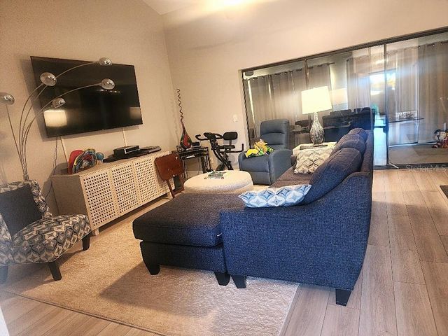 723 ELKHORN ROAD, Sun City Center, FL 33573