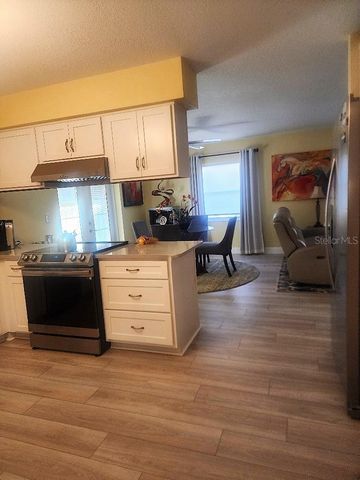 723 ELKHORN ROAD, Sun City Center, FL 33573