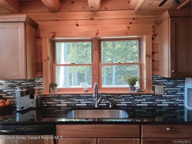 108 Eagles Ridge Way, Parksville, NY 12768