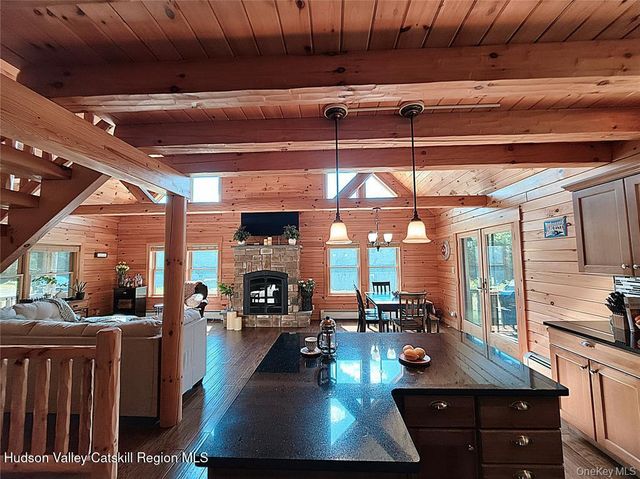 108 Eagles Ridge Way, Parksville, NY 12768