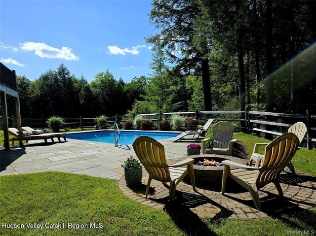 108 Eagles Ridge Way, Parksville, NY 12768