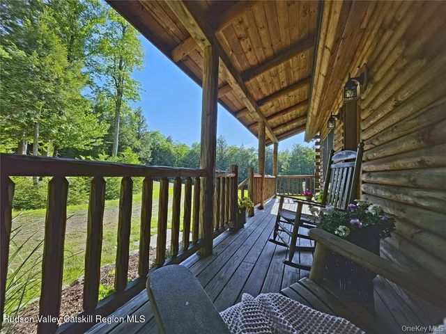 108 Eagles Ridge Way, Parksville, NY 12768