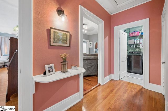 6 Oakland Avenue, Inman, SC 29349