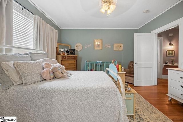 6 Oakland Avenue, Inman, SC 29349
