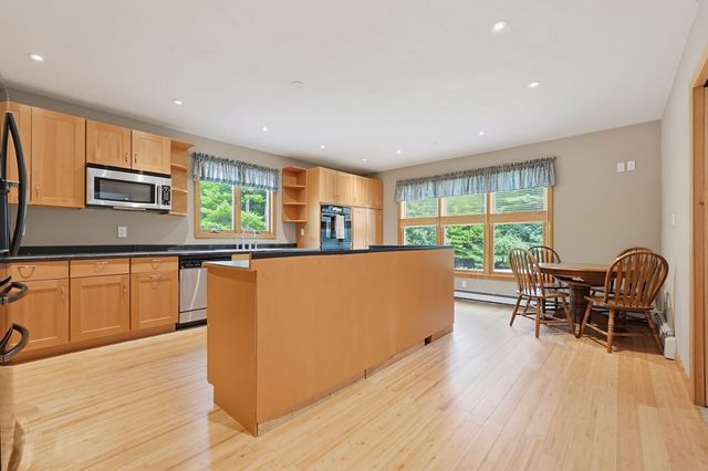 60 Precinct, Middleboro, MA 02346