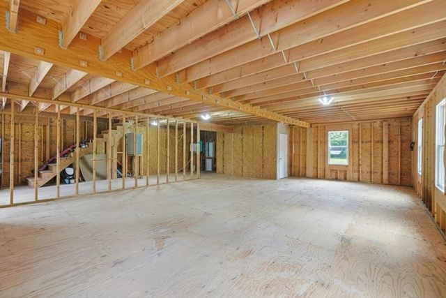 60 Precinct, Middleboro, MA 02346