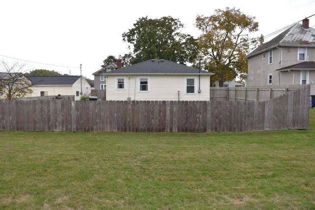 953 Garfield Avenue, Lancaster, OH 43130