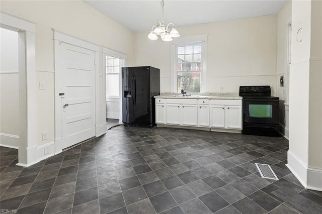 210 S Main ST, Suffolk, VA 23434
