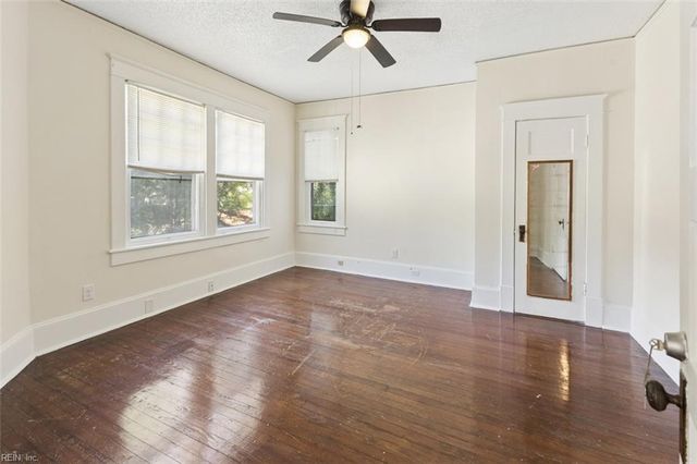 210 S Main ST, Suffolk, VA 23434