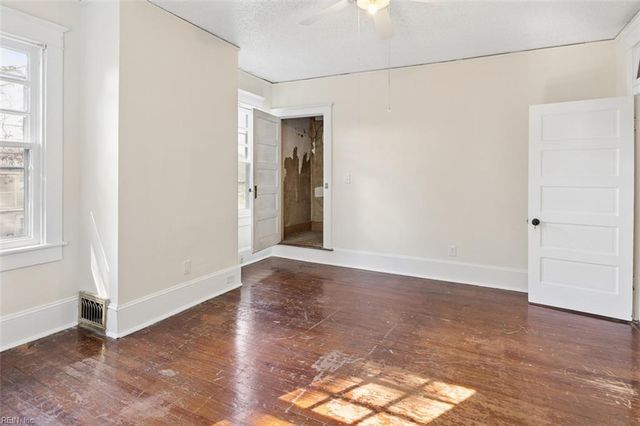 210 S Main ST, Suffolk, VA 23434