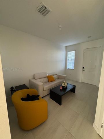 141 NE 13th Ter, Homestead, FL 33033