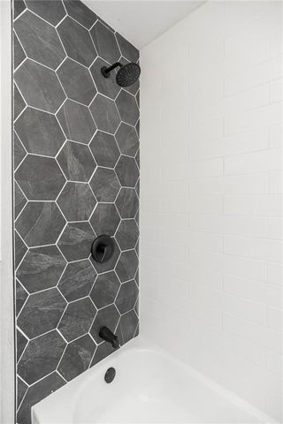 9306 E 81st Street, Raytown, MO 64138