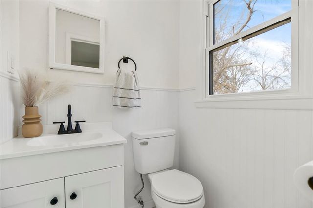 9306 E 81st Street, Raytown, MO 64138