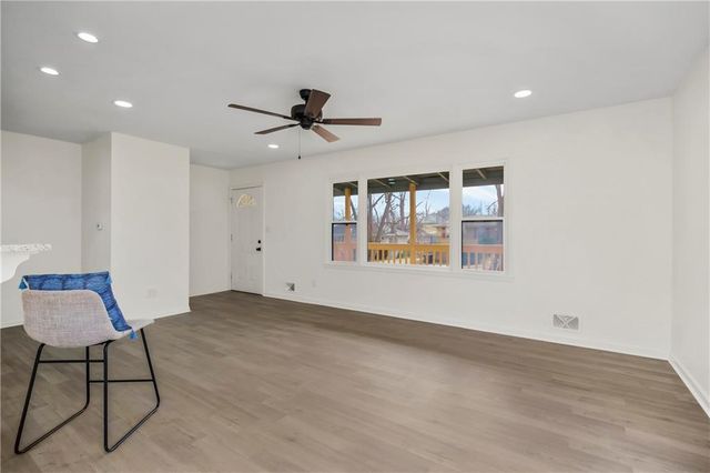 9306 E 81st Street, Raytown, MO 64138