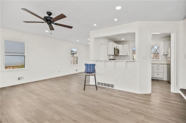 9306 E 81st Street, Raytown, MO 64138