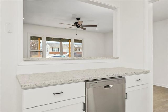 9306 E 81st Street, Raytown, MO 64138