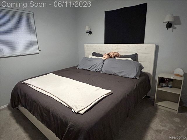 21820 Downing Street, St. Clair Shores, MI 48080