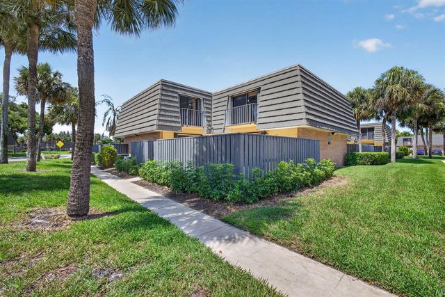 3501 35th Way, West Palm Beach, FL 33407