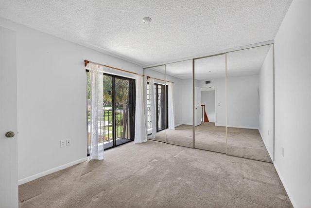 3501 35th Way, West Palm Beach, FL 33407